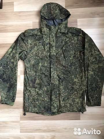 Костюмы ввз,дождевики новые