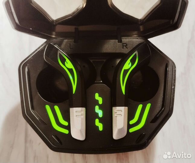 Беспроводные наушники