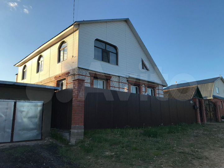 Дом 280 м² на участке 7 сот.