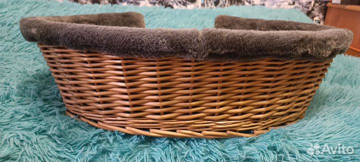 Корзина, лежанка для кошек