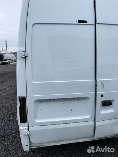 Дверь задняя распашная левая Ford Transit 2008г