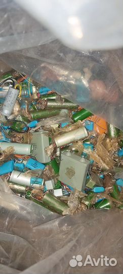 Пакет с конденсаторами