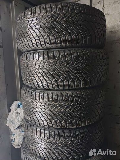 Continental ContiIceContact 4x4 235/55 R17 103T