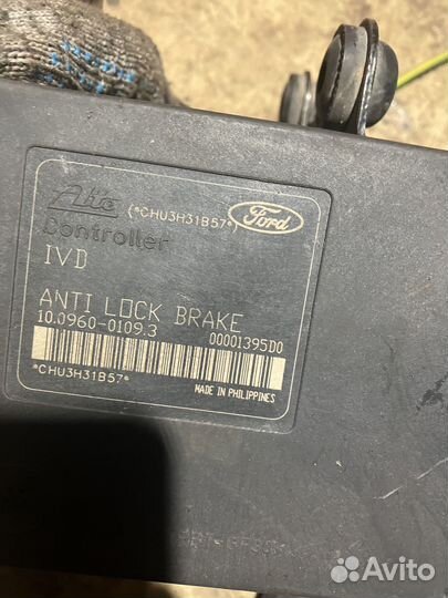 Блок ABS для Mazda 3 2003-2009 05B01