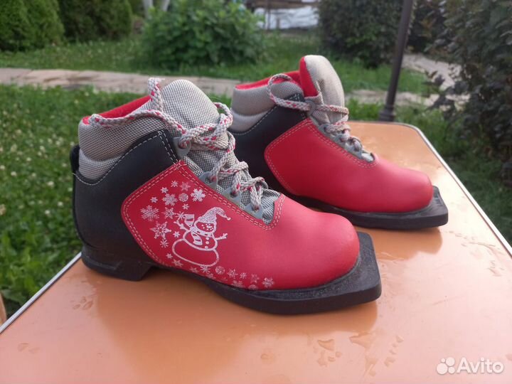 Лыжные ботинки 32 размер