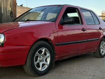 Volkswagen Vento 1.8 MT, 1995, 350 000 км, с пробегом, цена 250 000 руб.