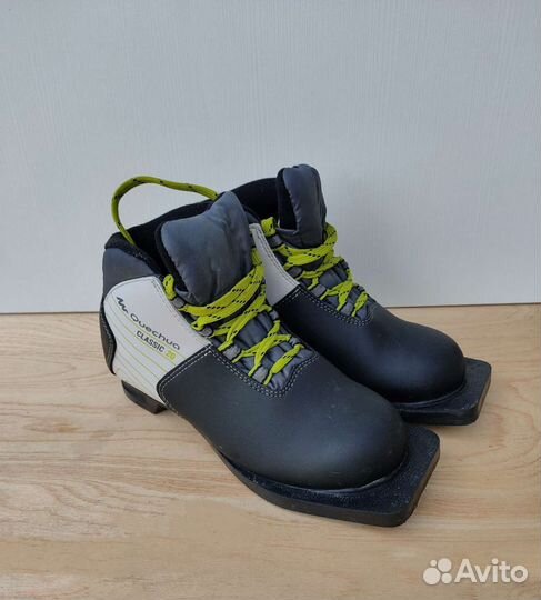 Лыжные ботинки детские р.31,5