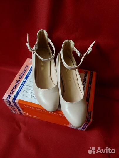 Туфли для девочки 33 размер