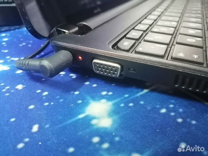 Нетбук HP Compaq Mini