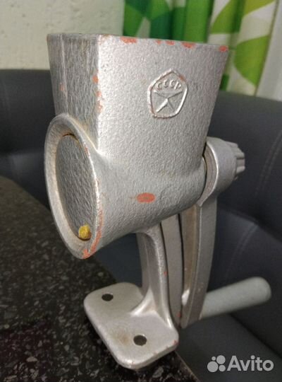 Кофемолка СССР механическая, знак качества, винтаж