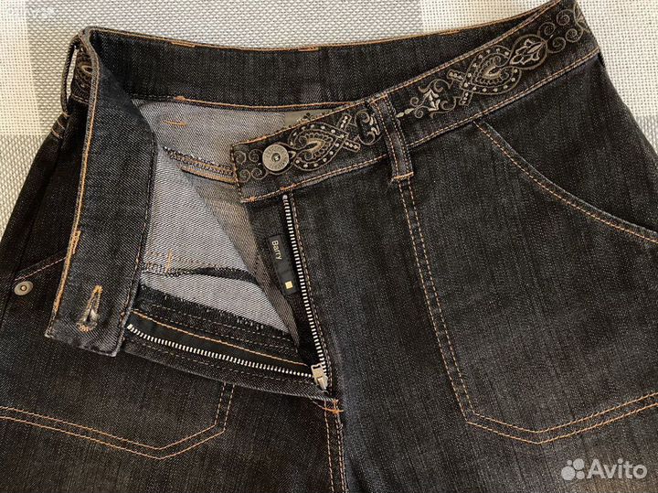 Новые джинсы жен.прямые Германия, р. S