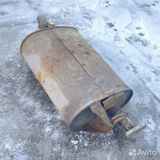 Банка выхлопа toyota mark 2