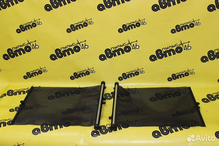 Шторка солнцезащитная выдвижная 40*45см 2шт