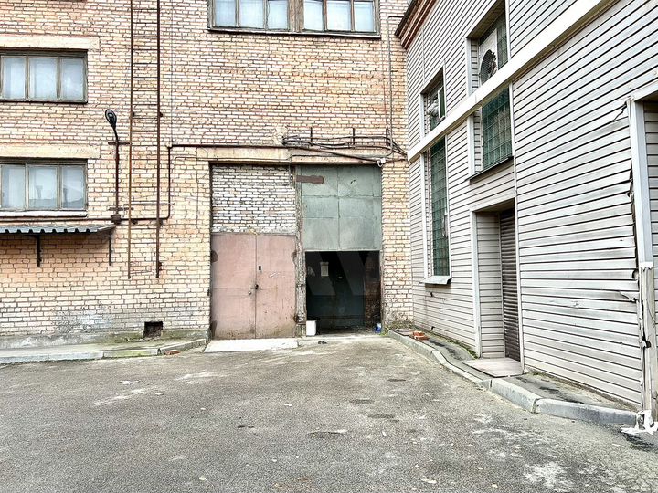 Собственник. Груз. Лифт. С/У. 1070 м² Цех сборки