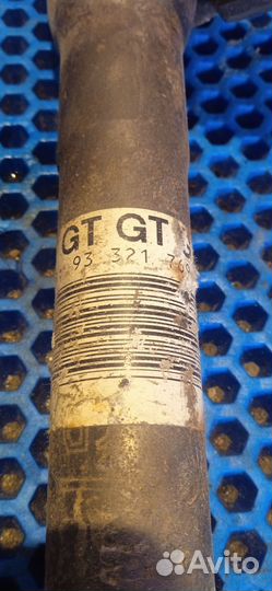 Рулевой карданчик Opel Meriva