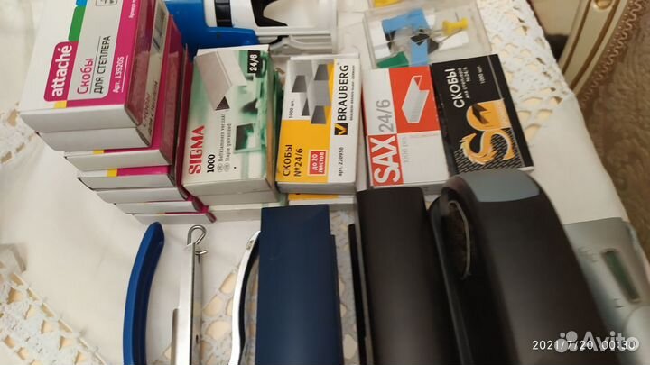 Степлеры и канцелярские товары(школа, офис)