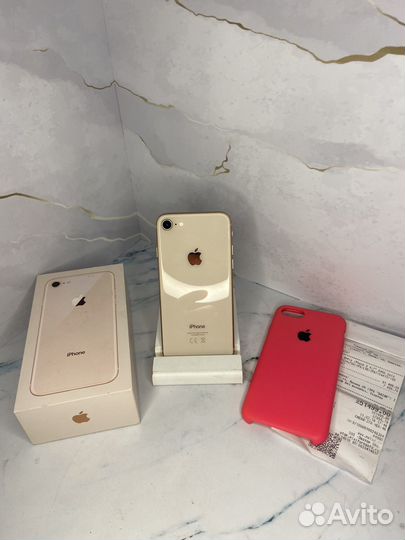 iPhone 8, 64 ГБ