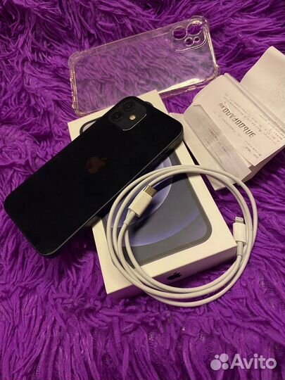 iPhone 12, 64 ГБ