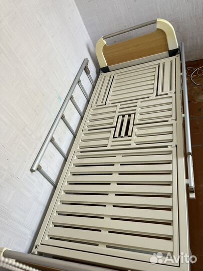 Медицинская кровать для лежачих больных бу