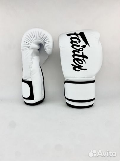 Боксерские перчатки Fairtex