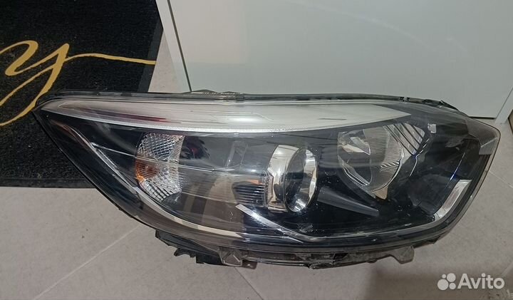 Фара правая renault kaptur