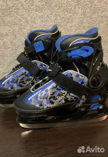 Коньки в идеальном состоянии пару раз экспулатиров