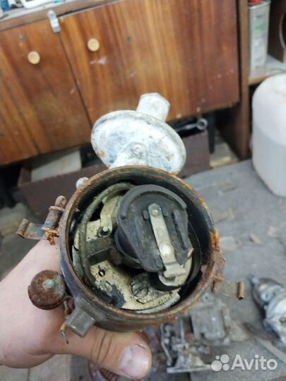 Запчасти на газ 21