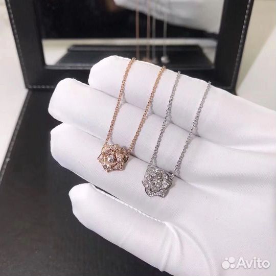 Подвеска Piaget Rose 0,23 ct