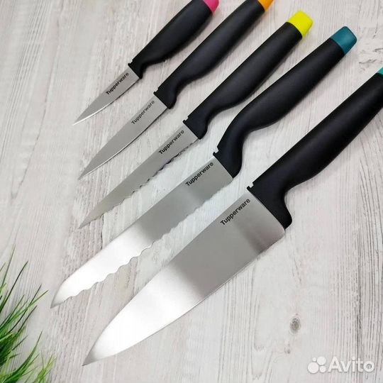 Нож с чехлом Tupperware