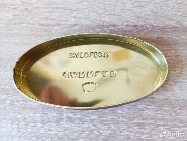 Жестяной тубус от коньяка 