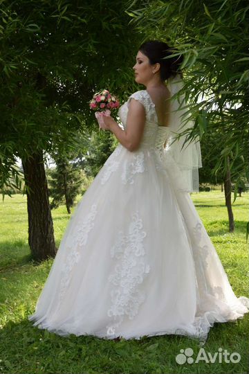 Свадебное платье 44-48 размер
