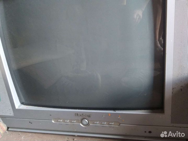 Телевизор бу на запчасти