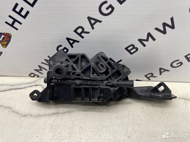 Направляющая крышки багажника левая Bmw G21