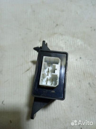 Блок управления центральным замком Chevroiet Rezzo