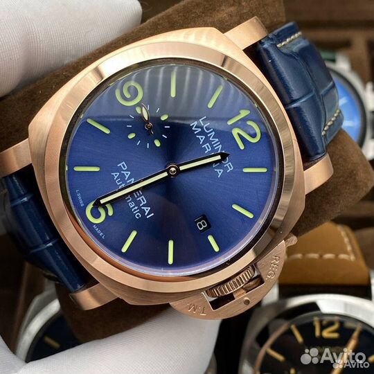 Часы мужские механические синие