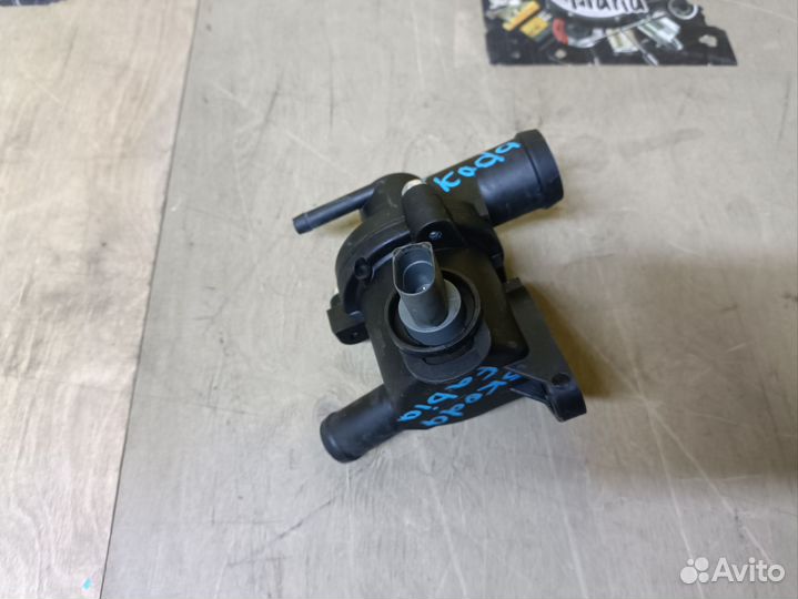 Корпус термостата Skoda Fabia 1 6Y 1.4 2002