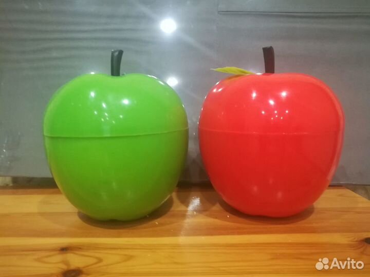 Яблоко - из пластмассы за 3 шт