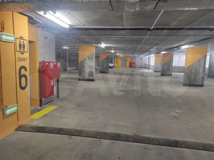 Машиноместо, 13 м²
