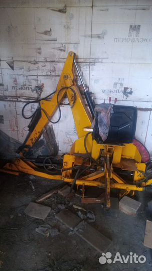 Продам экскаваторную установку на минитрактор