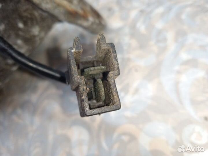 Главный тормозной цилиндр Mitsubishi Pajero 2 1997