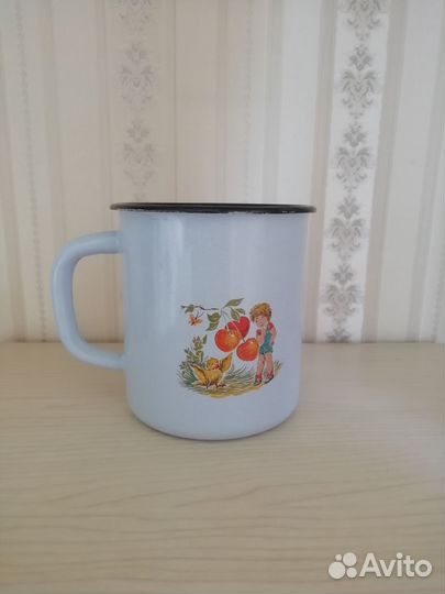 Кружка эмалированная большая