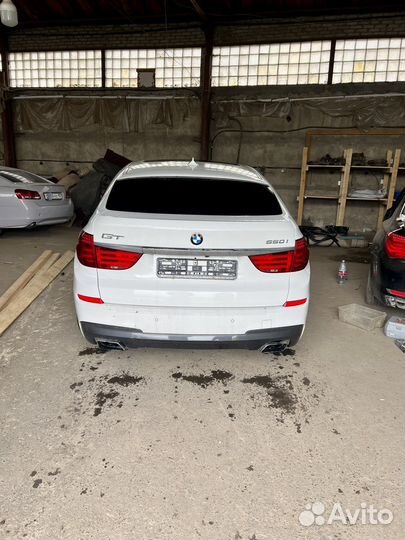 В разборе bmw 5gt f07 n63 M пакет