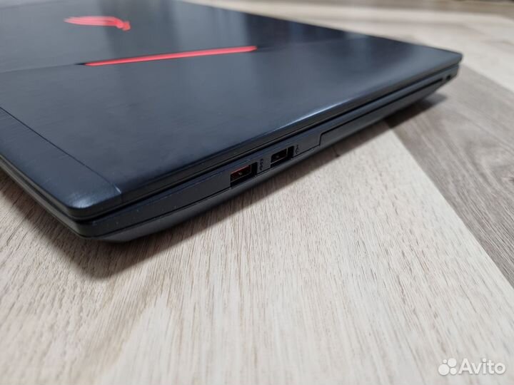 Ноутбук игровой asus ROG GL753VD-GC041T