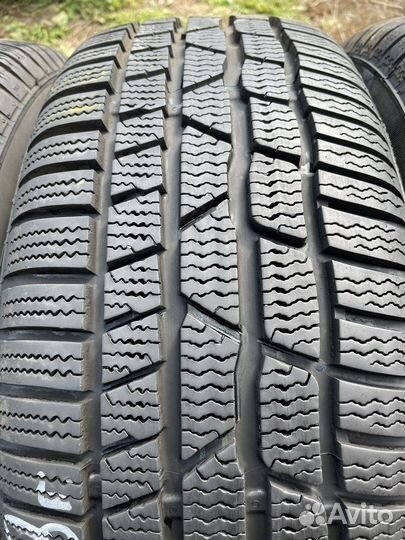 Continental ContiWinterContact TS 830 P 215/60 R16