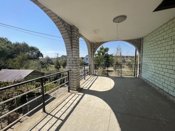 Дом 180 м² на участке 20 сот.