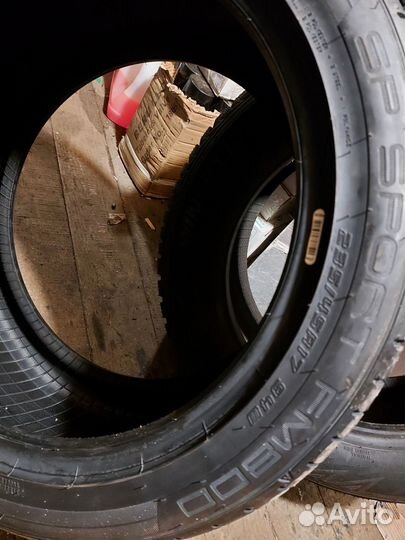 Dunlop SP Sport FM800 235/45 R17 94W