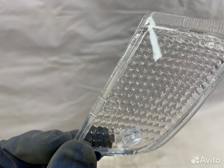 Стекла поворотников передняя Honda Dio 18 / 25