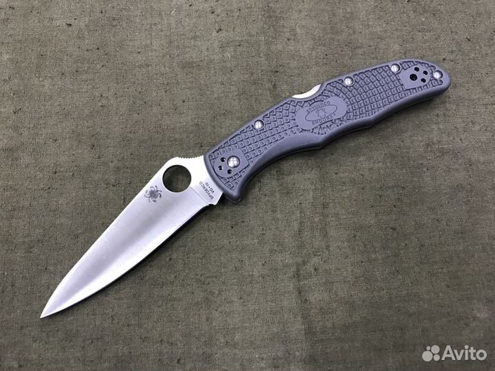 Складной нож Spyderco Endura 4 серый