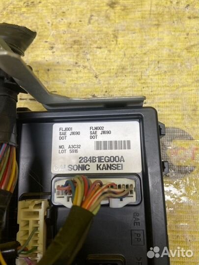 Блок комфорта Nissan Fuga Y50 VQ35DE 2006