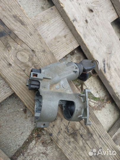 Рулевая колонка Замок зажигания VW passat b3